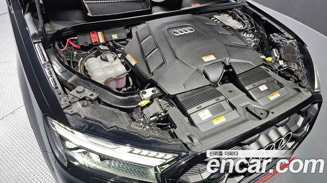 Audi Q7 2025 — photo 6