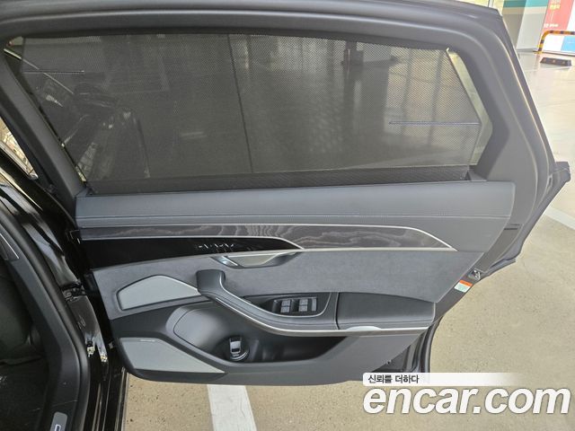 Audi A8 2026 — photo 16
