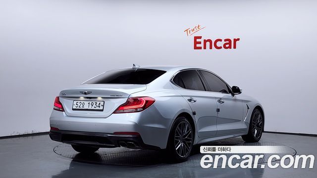 Genesis G70 2019 — photo 2