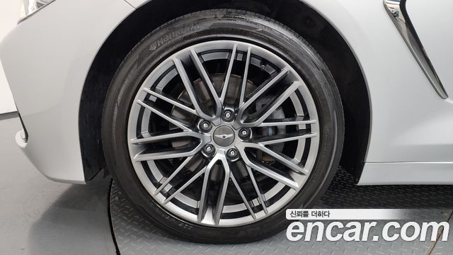 Genesis G70 2019 — photo 5