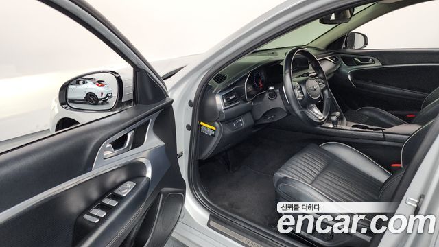 Genesis G70 2019 — photo 10