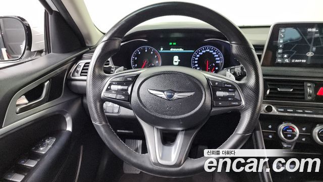 Genesis G70 2019 — photo 14