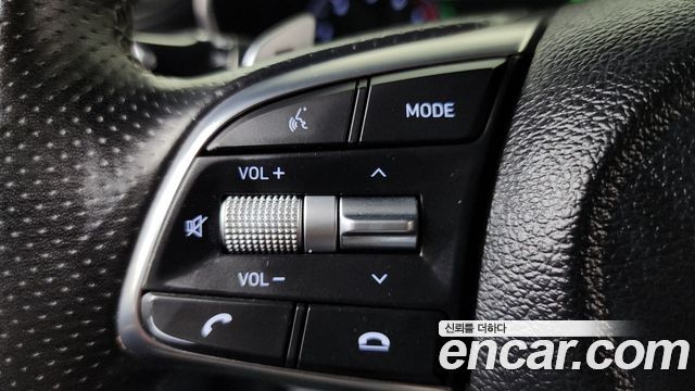 Genesis G70 2019 — photo 17