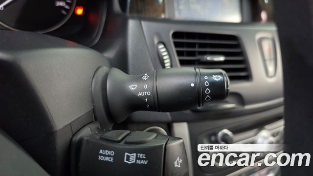 Renault Korea SM5  2012 — photo 28