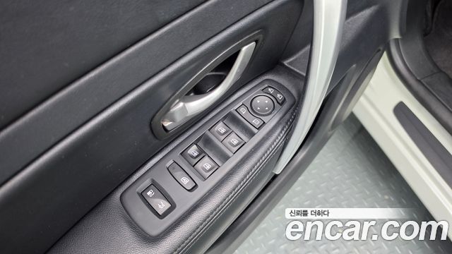 Renault Korea SM5  2012 — photo 29