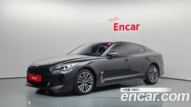 Kia Stinger 2018 — photo 1