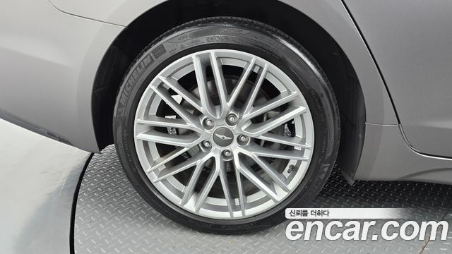 Genesis G70 2019 — photo 5
