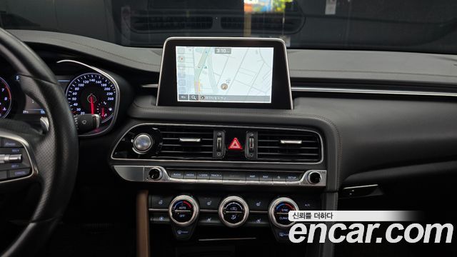 Genesis G70 2019 — photo 19