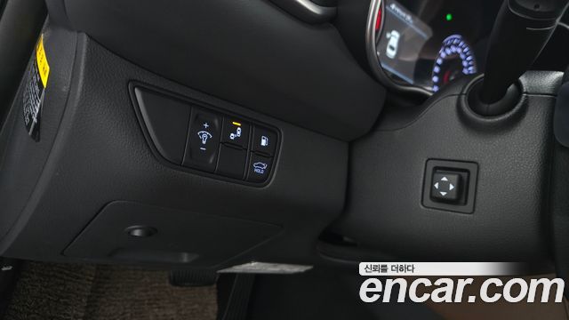 Genesis G70 2019 — photo 23
