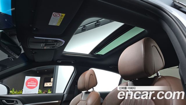 Genesis G70 2019 — photo 25