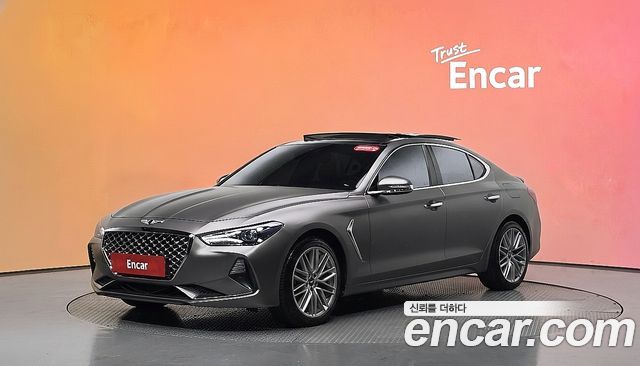 Genesis G70 2019 — photo 1