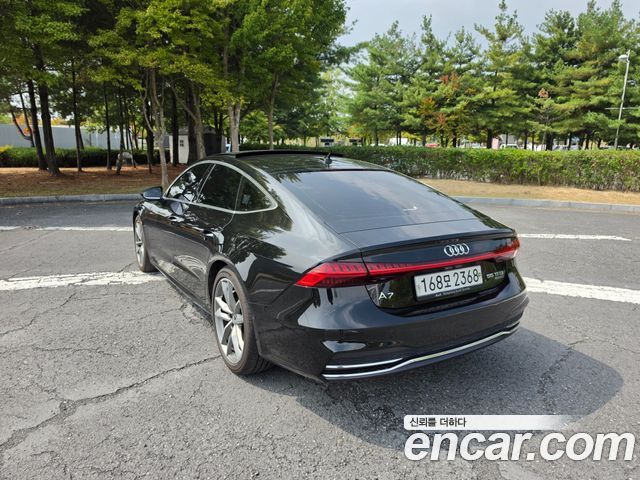 Audi A7 2020 — photo 6