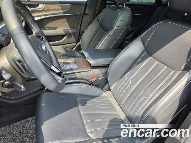 Audi A7 2020 — photo 10