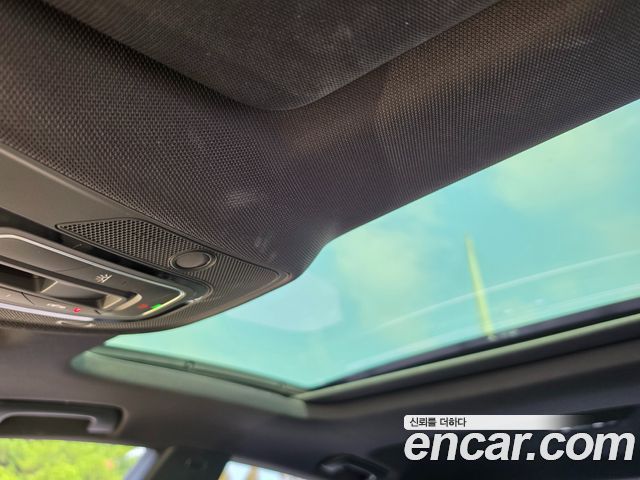 Audi A7 2020 — photo 14