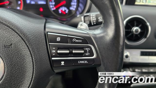 Kia Stinger 2018 — photo 22