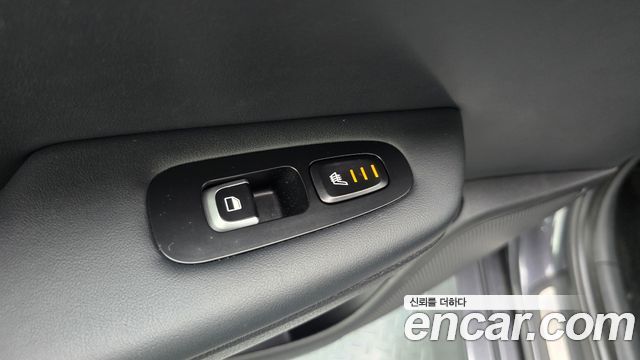 Kia Stinger 2018 — photo 25