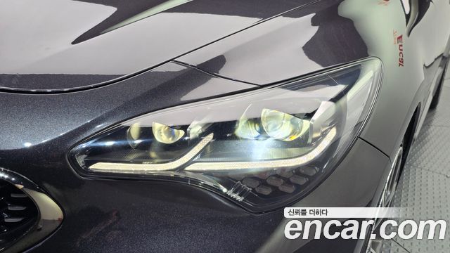 Kia Stinger 2018 — photo 8
