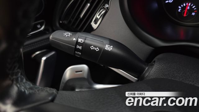 Kia Stinger 2018 — photo 28