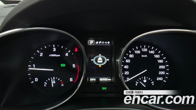 Hyundai Santafe 2017 — photo 8