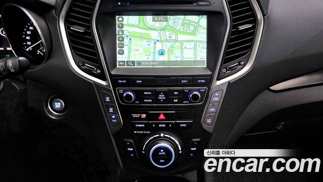 Hyundai Santafe 2017 — photo 15