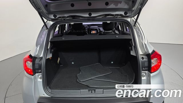 Renault Korea QM3 2015 — photo 20
