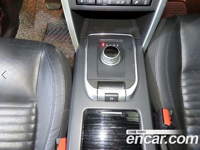 Land Rover Discovery Sport 2016 — photo 12