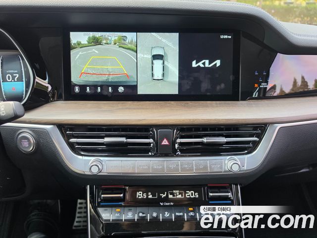 Kia Mohave 2022 — photo 16
