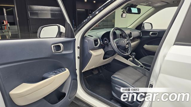 Hyundai Venue 2020 — photo 13