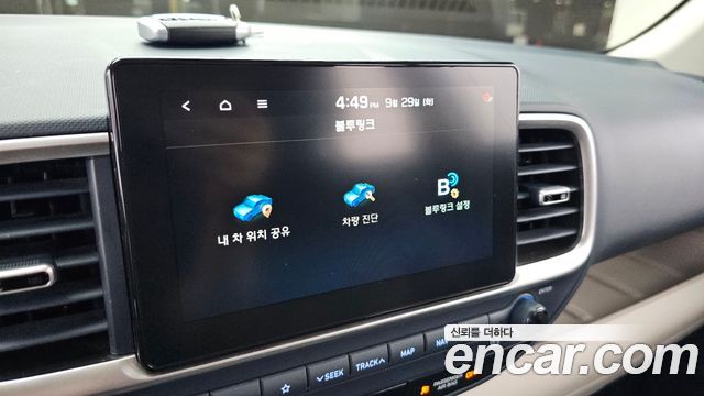Hyundai Venue 2020 — photo 30