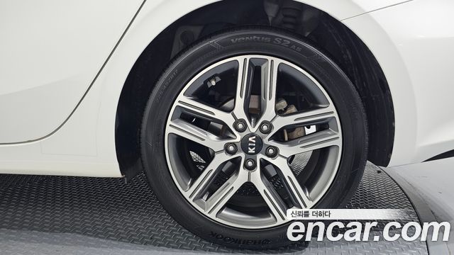 Kia K3 2021 — photo 7