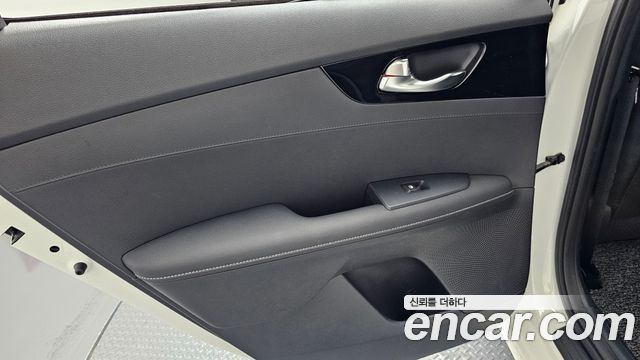Kia K3 2021 — photo 15