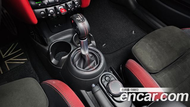 Mini Cooper 2019 — photo 9