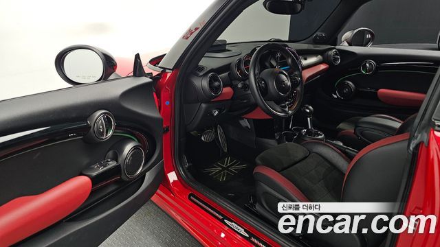 Mini Cooper 2019 — photo 11