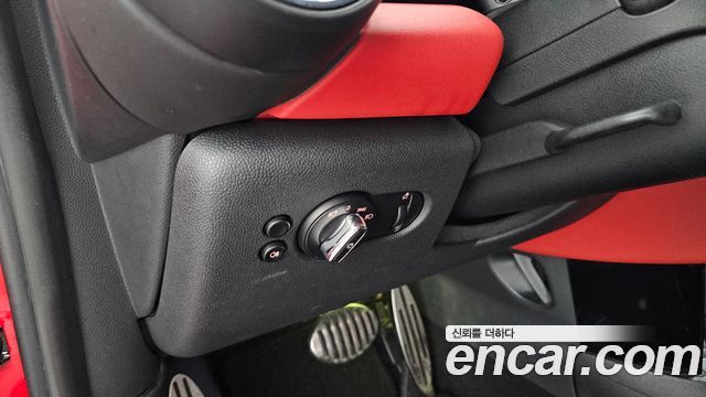 Mini Cooper 2019 — photo 18