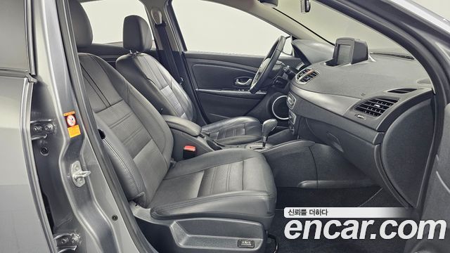 Renault Korea SM3 2019 — photo 17