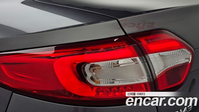 Renault Korea SM3 2019 — photo 9