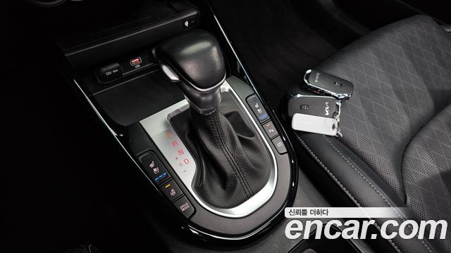 Kia K3 2022 — photo 12
