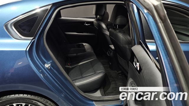 Kia K3 2022 — photo 18