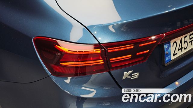 Kia K3 2022 — photo 9