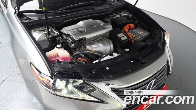 Lexus ES 2017 — photo 6