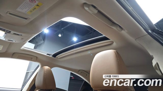 Lexus ES 2017 — photo 22