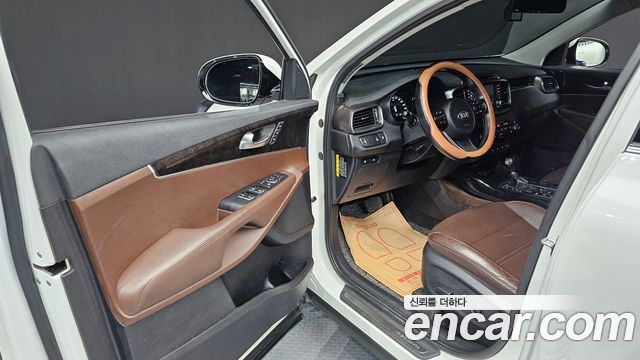 Kia Sorento 2016 — photo 13