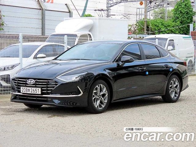 Hyundai Sonata 2023 — photo 2