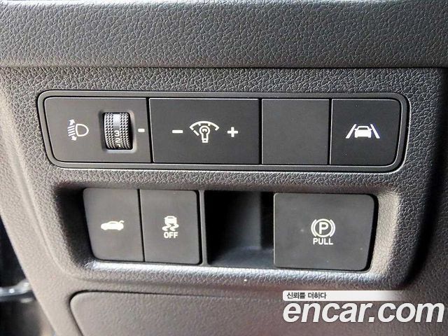 Hyundai Sonata 2023 — photo 12