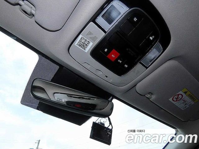 Hyundai Sonata 2023 — photo 17
