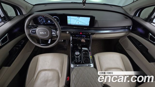 Kia Canival 2022 — photo 10