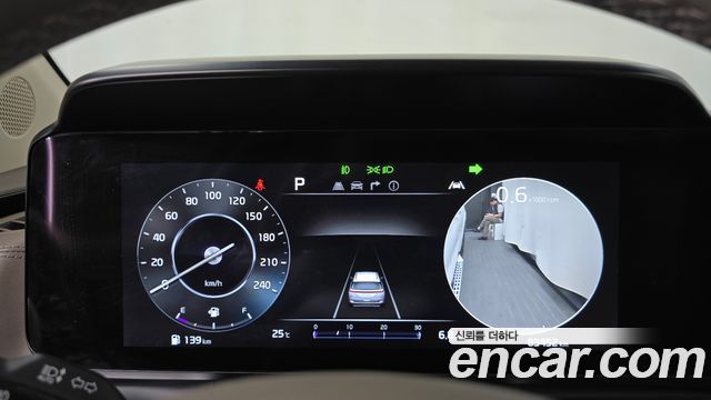 Kia Canival 2022 — photo 11