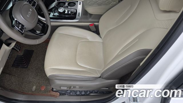 Kia Canival 2022 — photo 24