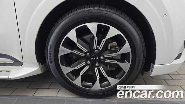 Kia Canival 2022 — photo 7