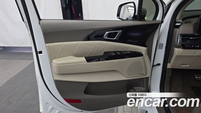 Kia Canival 2022 — photo 14
